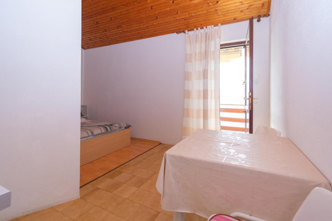 Studio Mandre 4101C Колан Екстериор снимка